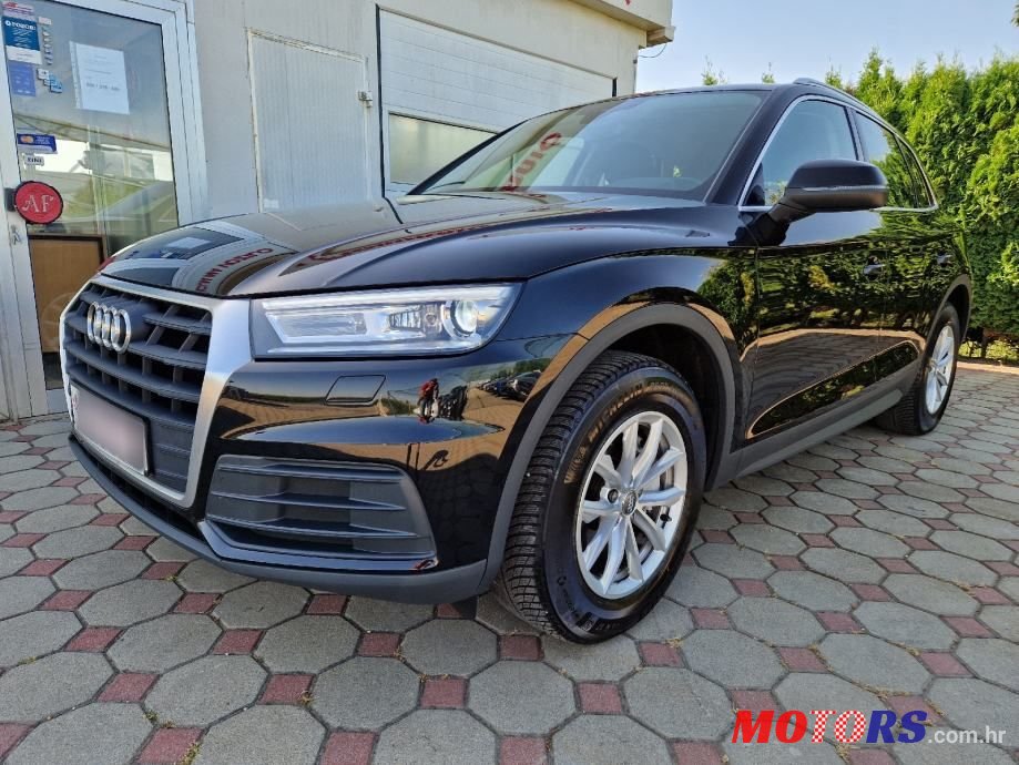 2020' Audi Q5 35 Tdi photo #3