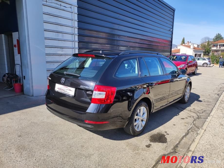 2018' Skoda Octavia Combi photo #5