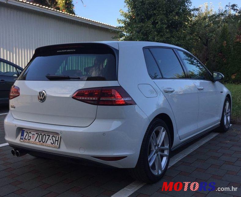 2014' Volkswagen Golf VII Gtd photo #2