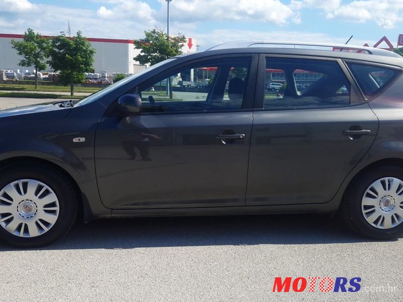 2010' Kia Ceed Sportswagon photo #3