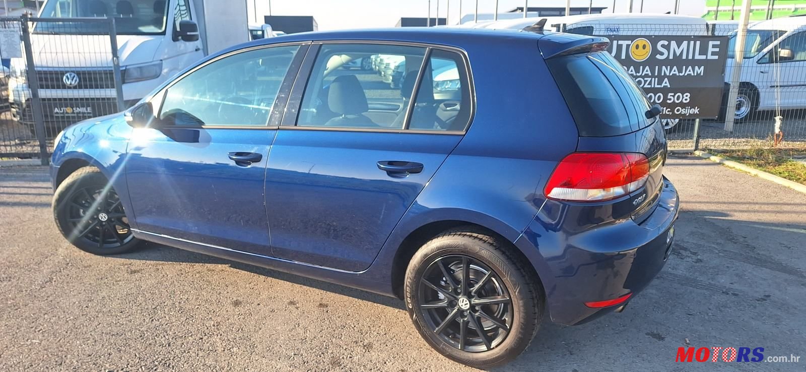 2010' Volkswagen Golf VI 1,6 Tdi photo #3