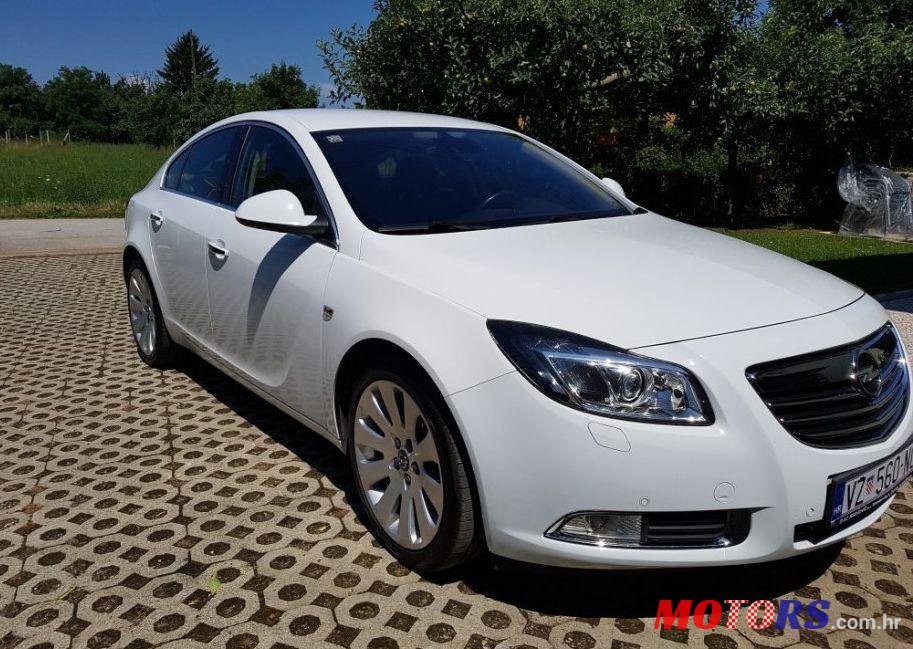 2011' Opel Insignia 2,0 Cdti Sport photo #1