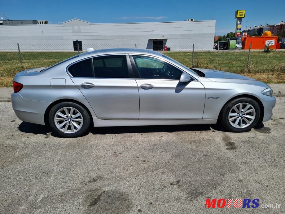 2011' BMW Serija 5 520D photo #5