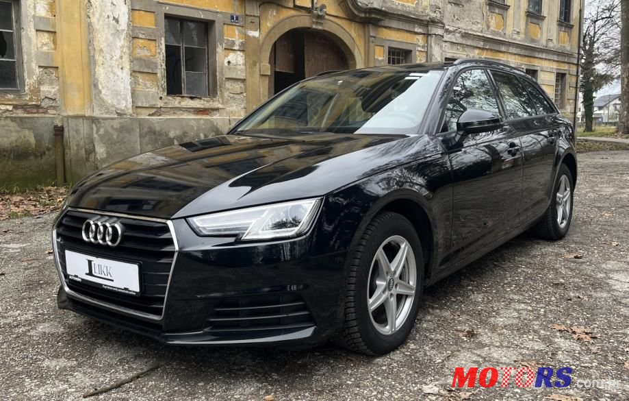 2018' Audi A4 Avant photo #2