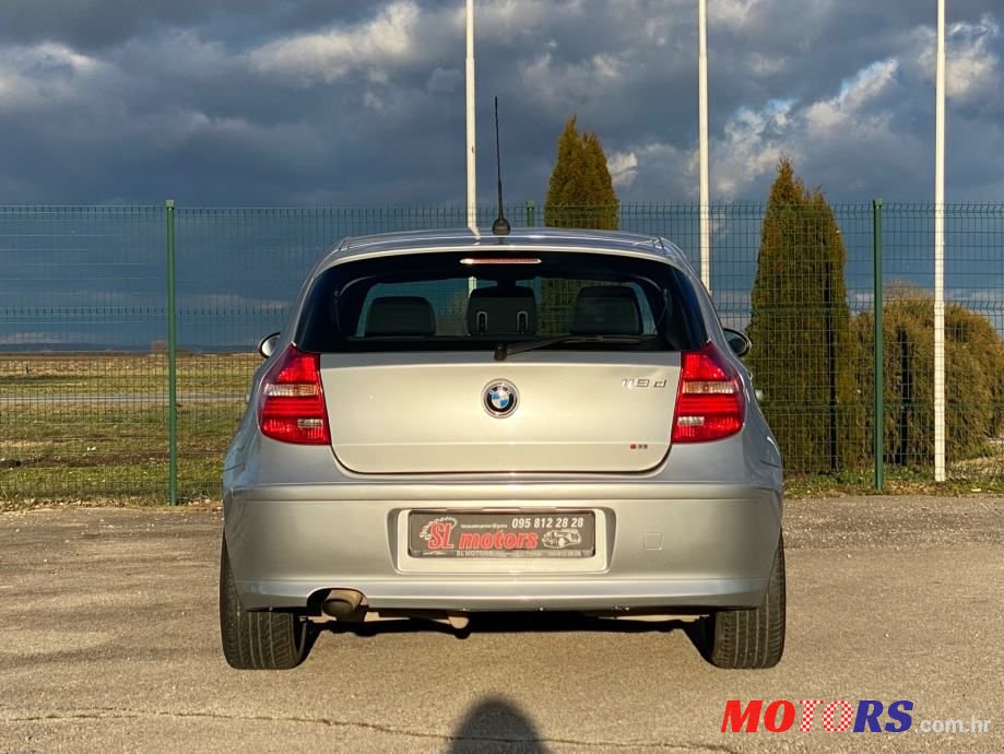 2009' BMW Serija 1 118D photo #4