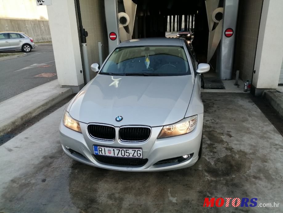 2009' BMW Serija 3 318D photo #2
