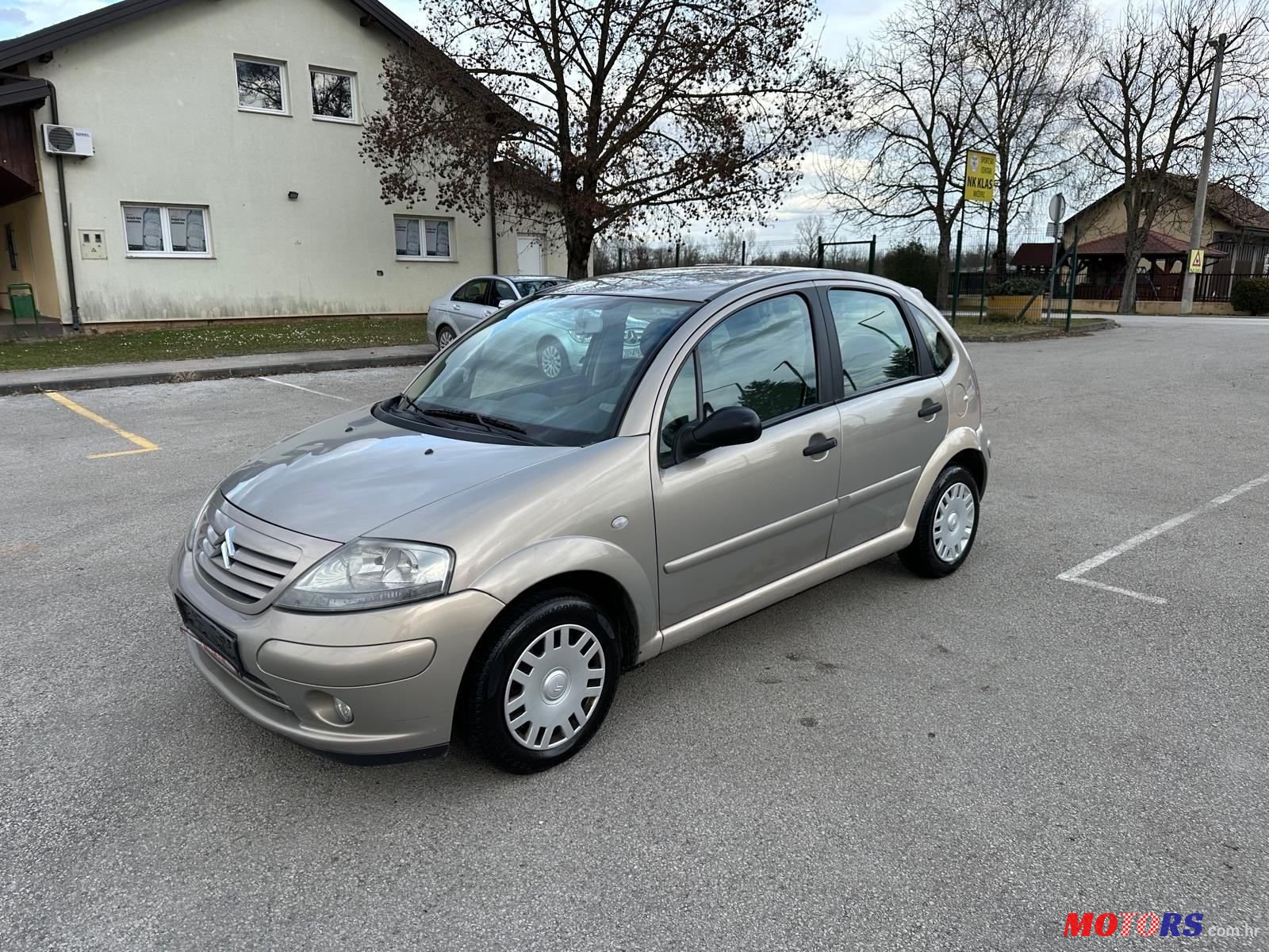2003' Citroen C3 1,4 I Sx photo #2