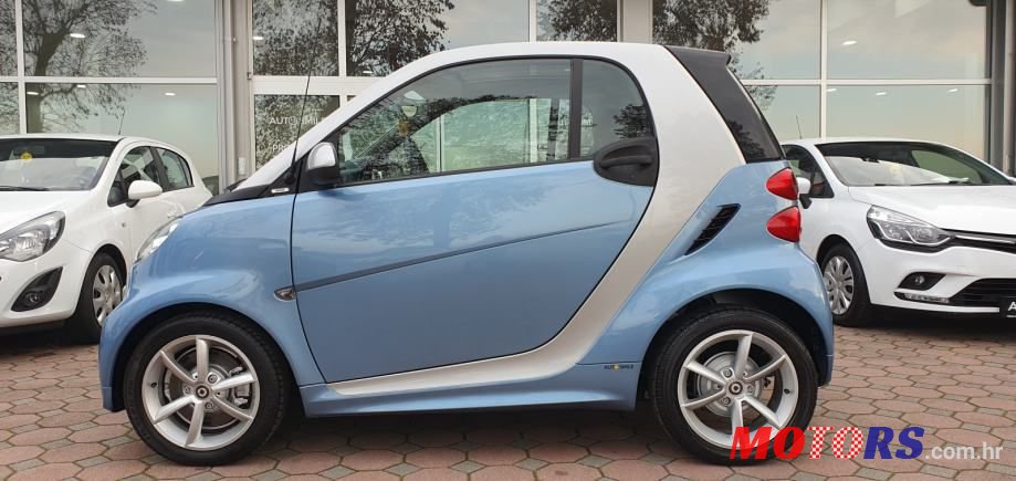 2012' Smart Fortwo photo #6