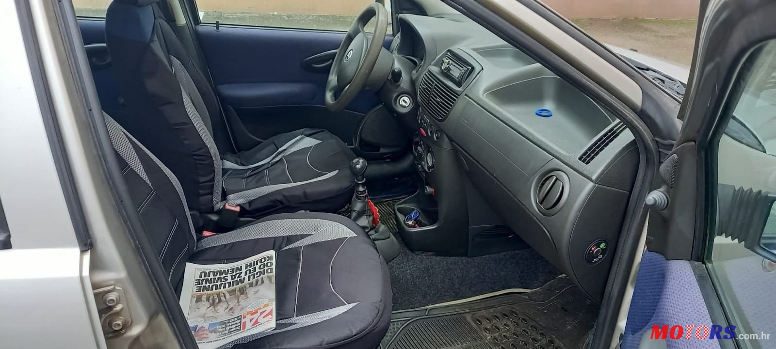 2004' Fiat Punto 1,2 photo #2