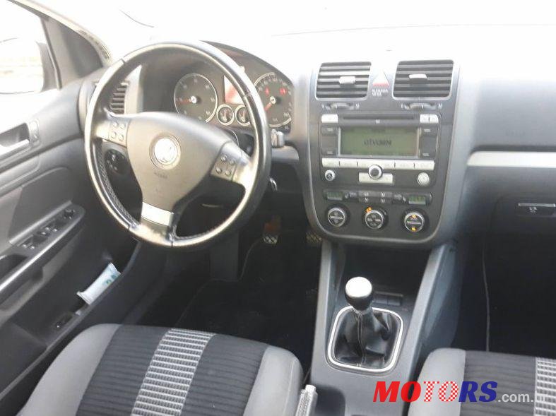 2008' Volkswagen Golf V 1,9 Tdi photo #2