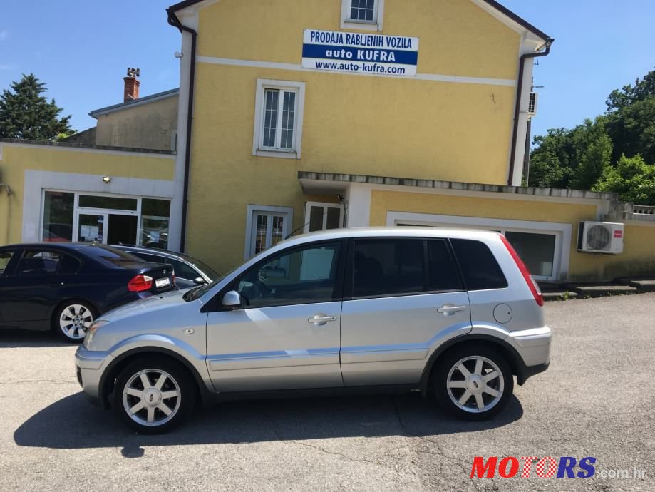 2009' Ford Fusion photo #5