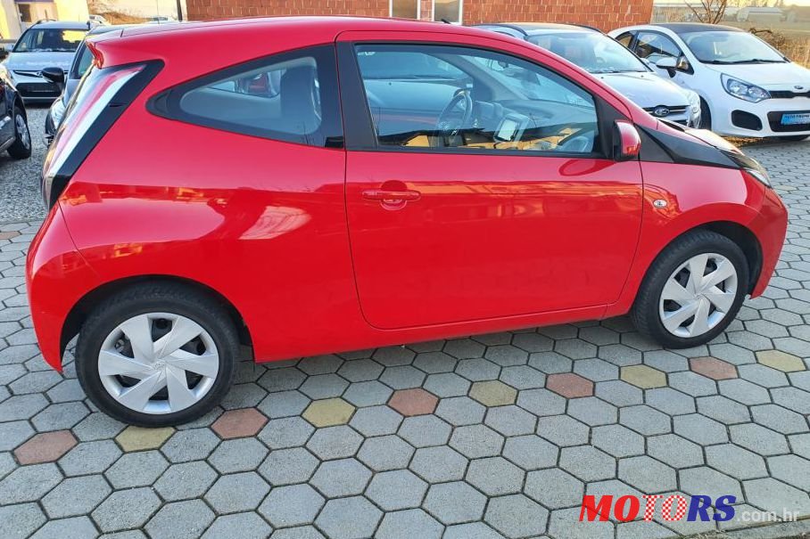 2014' Toyota Aygo 1,0 Vvt-I X photo #1
