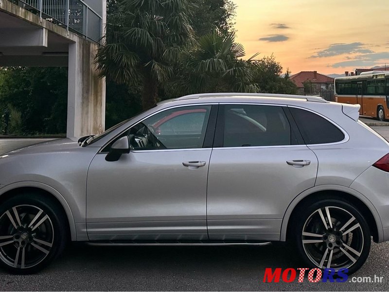 2012' Porsche Cayenne 3,0 V6 Tdi photo #6