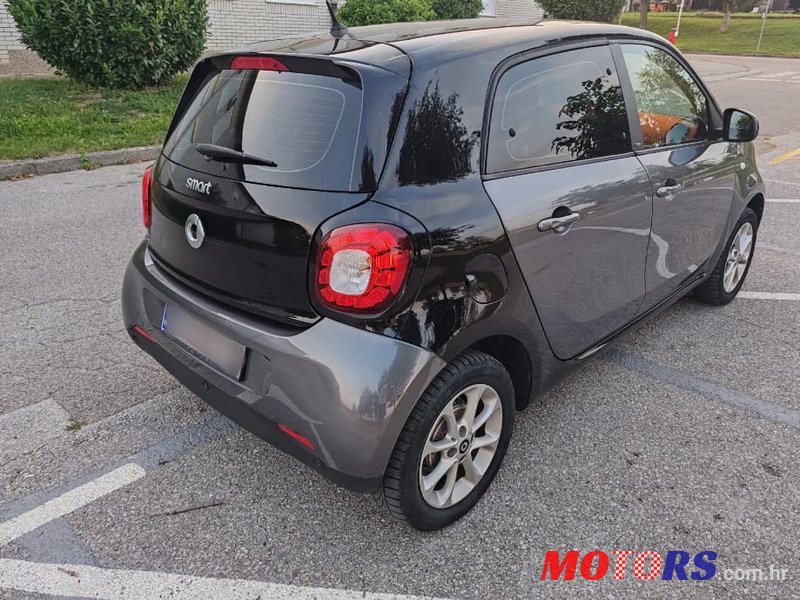 2015' Smart Forfour 1.0 Benzin photo #5