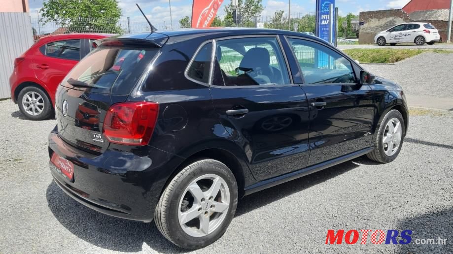 2010' Volkswagen Polo 1,6 Tdi photo #5