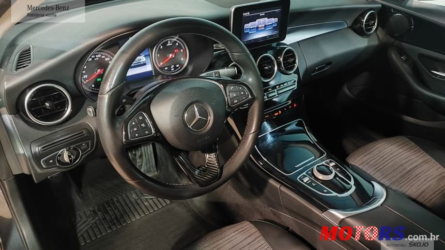 2016' Mercedes-Benz C-Klasa photo #4