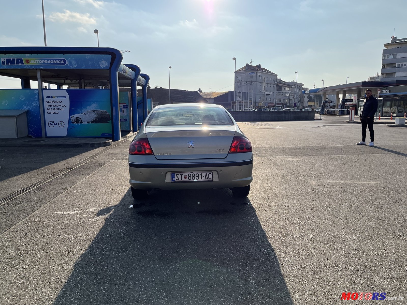 2005' Peugeot 407 photo #2