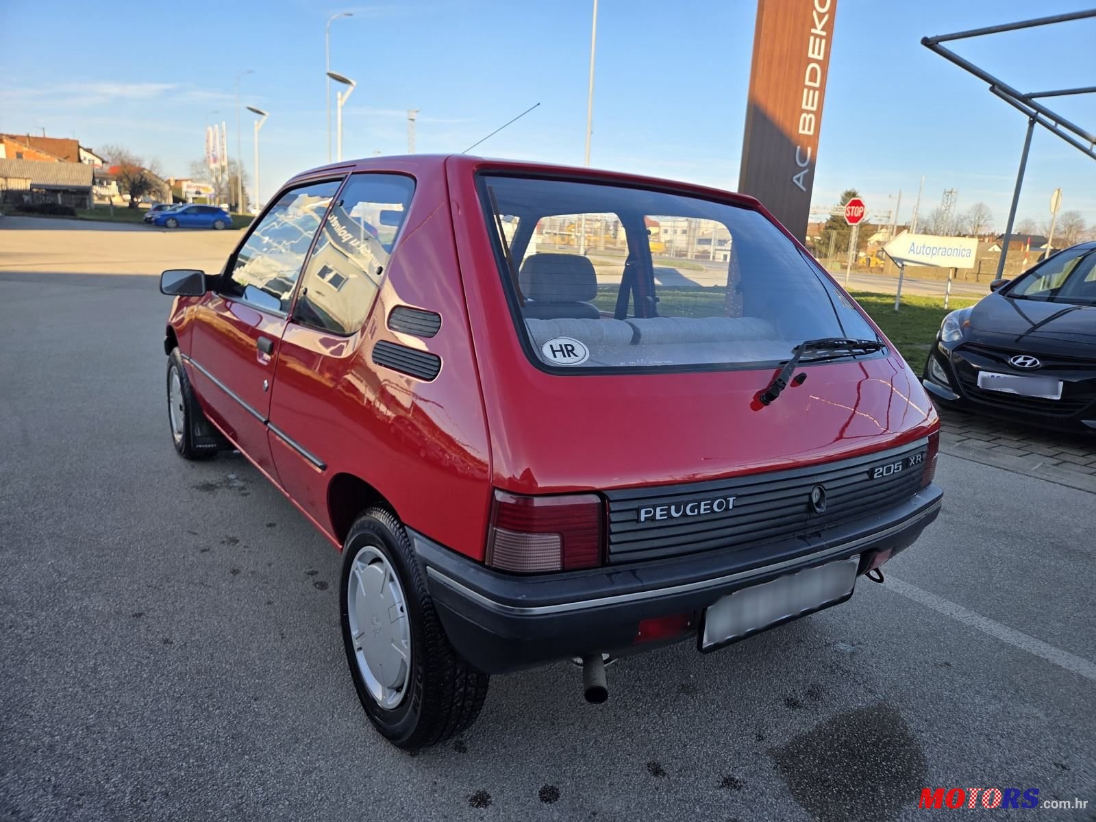 1991' Peugeot 205 205 photo #6