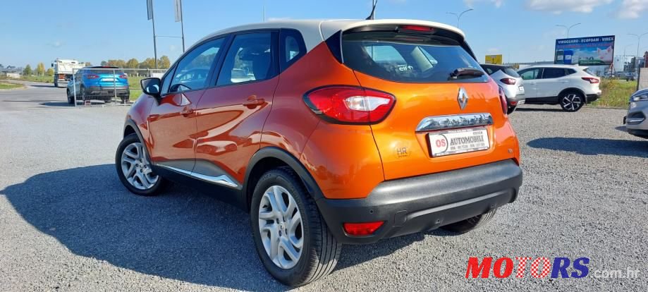 2015' Renault Captur Tce 90 photo #4