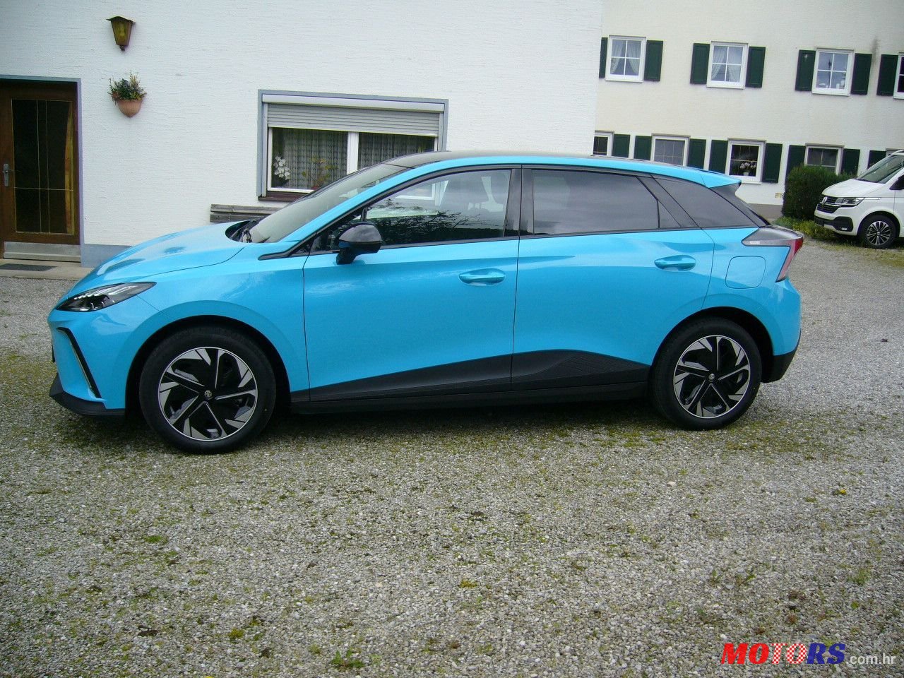 2022' MG MG4 Luxury photo #2