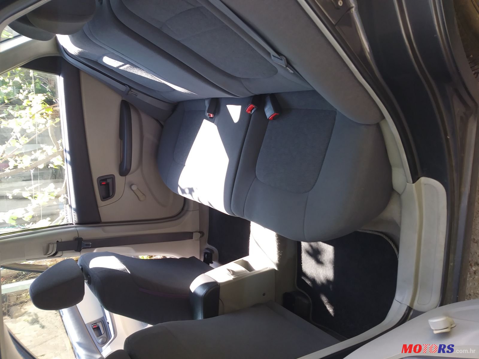 2005' Kia Cerato photo #3