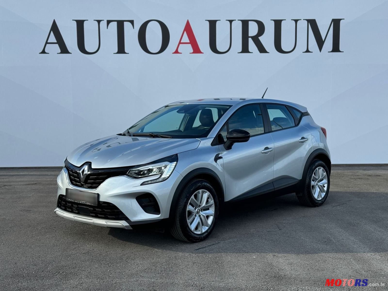 2021' Renault Captur Tce photo #1