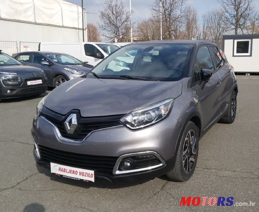 2015' Renault Captur Dci photo #2