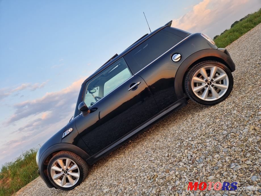 2014' MINI Cooper Sd photo #6