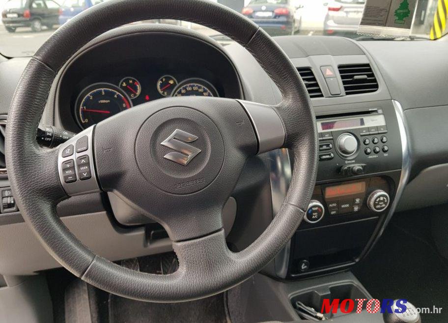 2010' Suzuki SX4 2,0 Gs photo #1