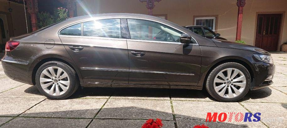 2013' Volkswagen Passat CC 2,0 Tdi Bmt photo #1