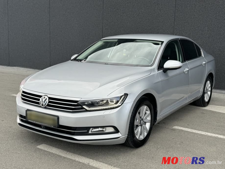 2016' Volkswagen Passat 2,0 Tdi Bmt photo #1