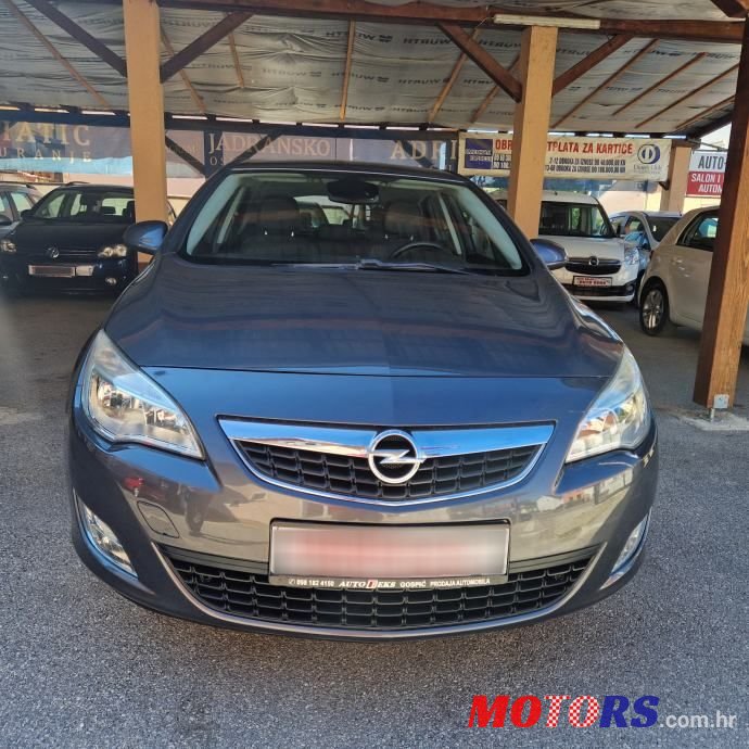 2012' Opel Astra 1,7 Cdti photo #3