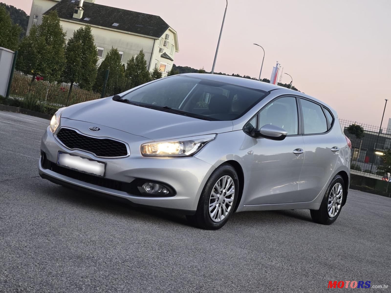 2013' Kia Ceed 1,4 Crdi Ex photo #5