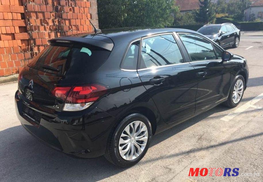 2016' Citroen C4 1,6 100 S&S photo #2