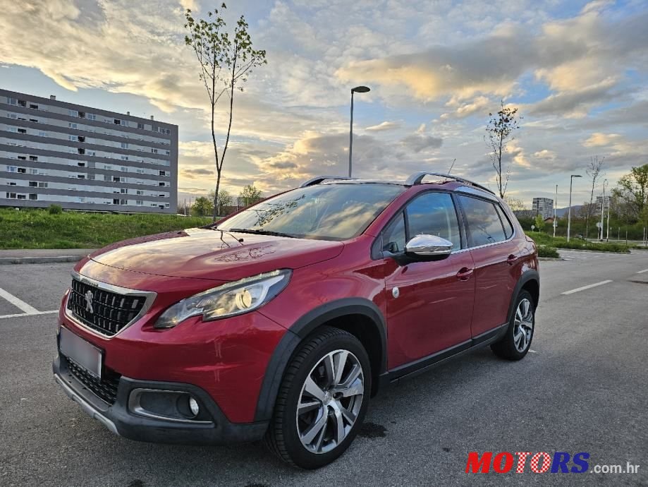 2016' Peugeot 2008 1,2 photo #1