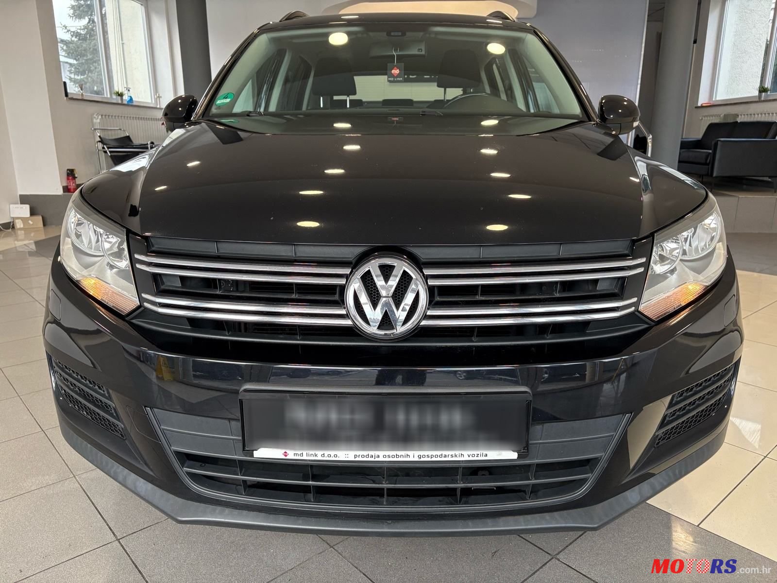 2014' Volkswagen Tiguan photo #2