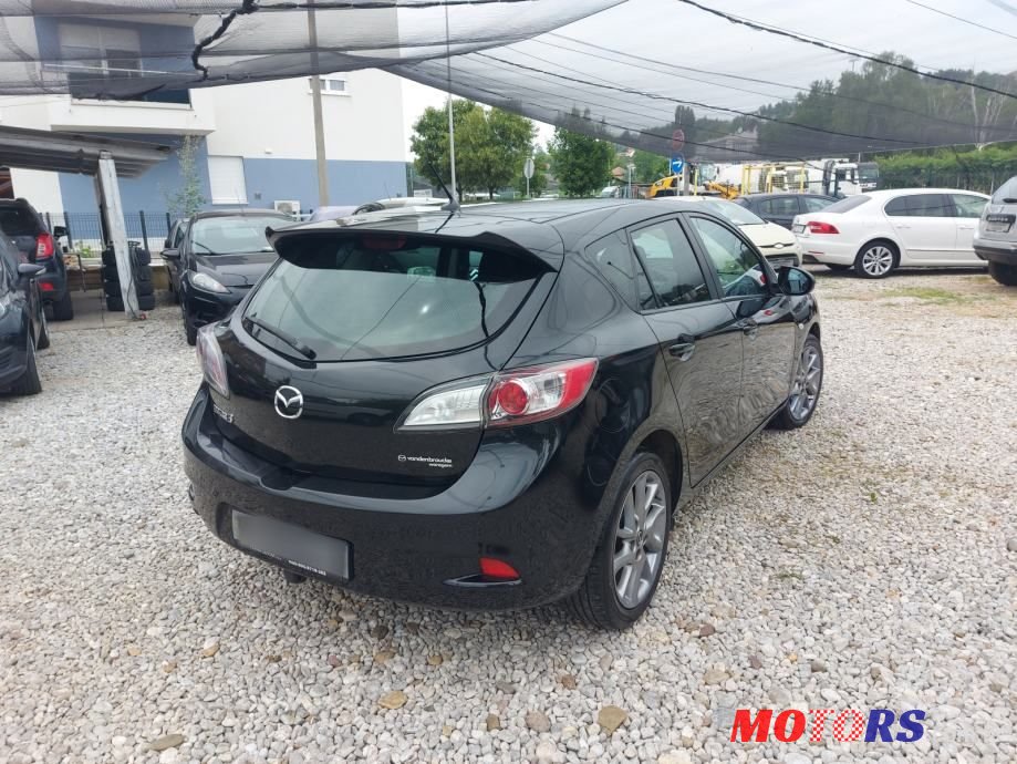 2013' Mazda 3 1.6H Hdi photo #5