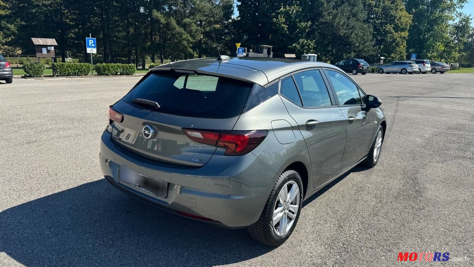 2018' Opel Astra 1.6 Cdti photo #3