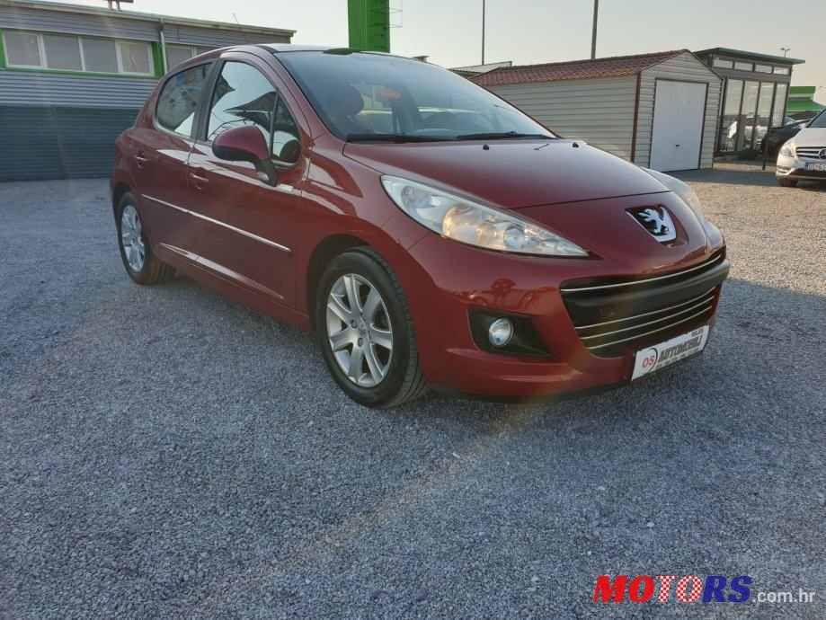 2010' Peugeot 207 1,4 Hdi photo #2