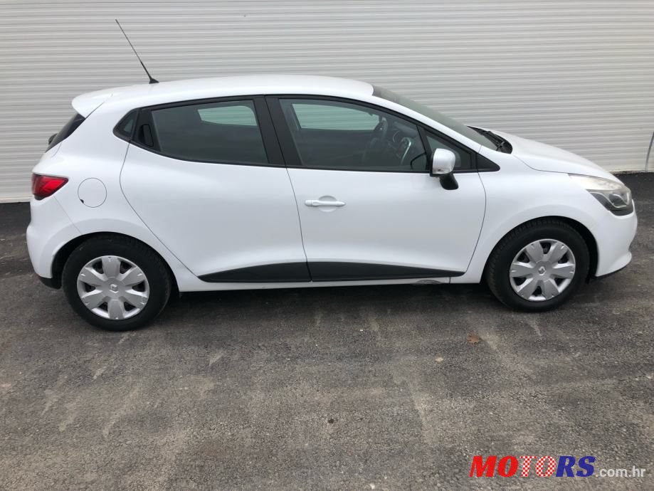 2015' Renault Clio Dci 75 photo #2