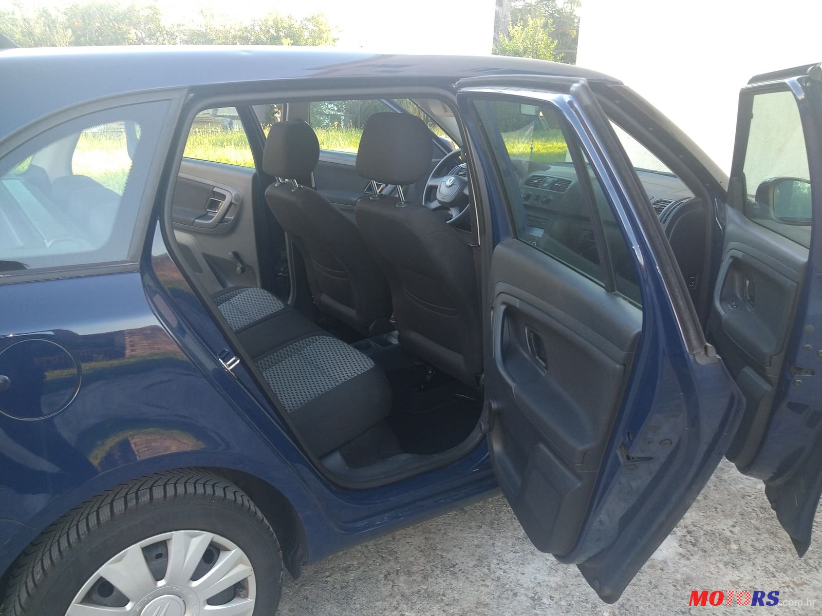 2010' Skoda Fabia photo #6