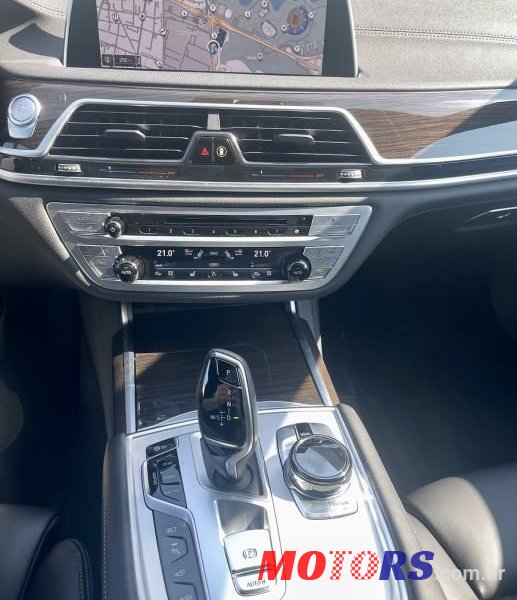 2019' BMW Serija 7 745Le Xdrive photo #6