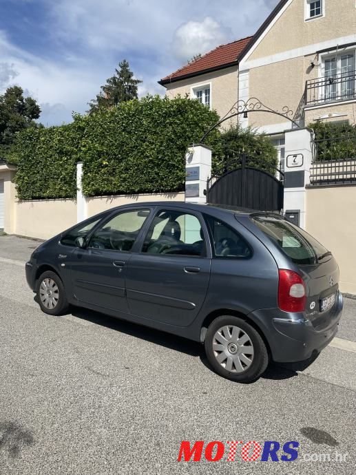 2006' Citroen Xsara Picasso 1,6 Hdi photo #5