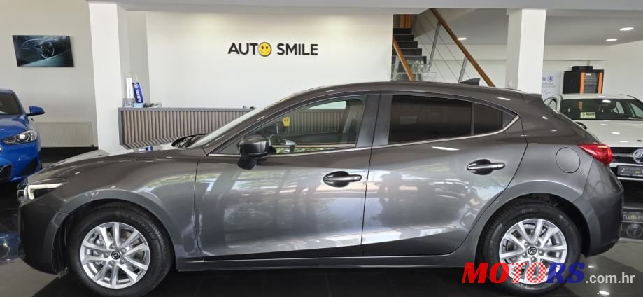 2017' Mazda 3 Cd150 photo #2