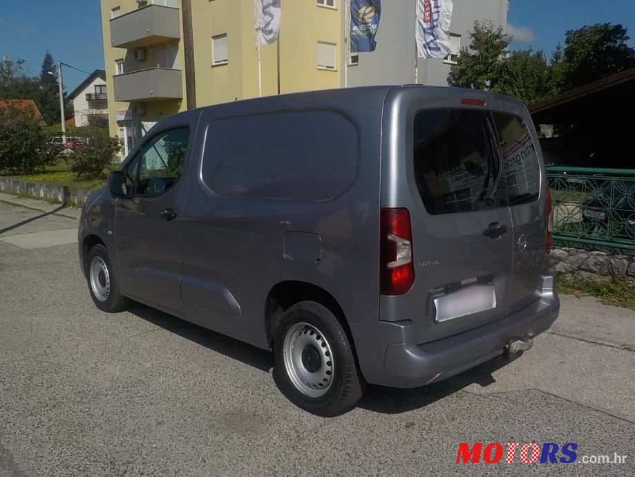 2019' Opel Combo photo #3