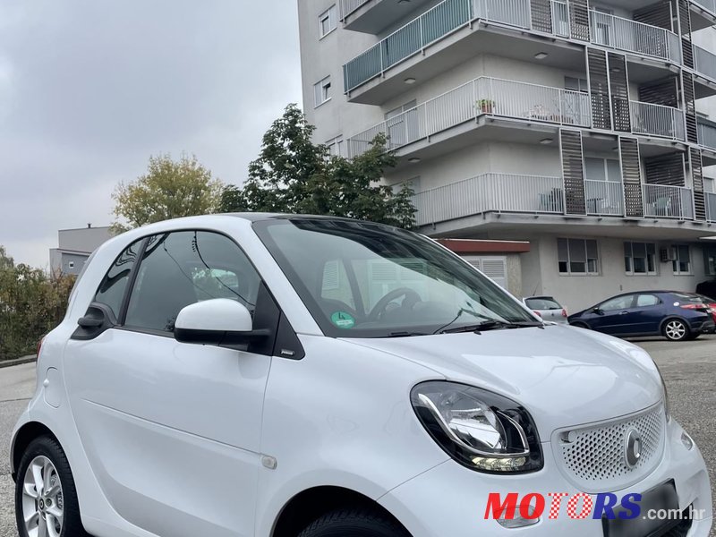 2017' Smart Fortwo photo #1