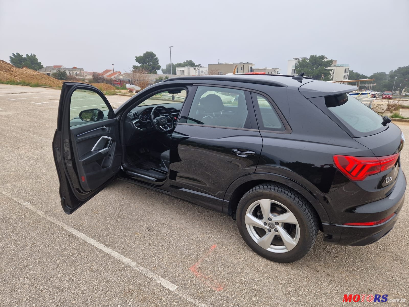 2019' Audi Q3 photo #2