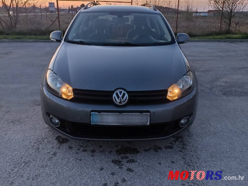 2011' Volkswagen Golf VI Variant photo #5