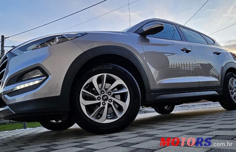 2016' Hyundai Tucson 1.7 Crdi photo #3