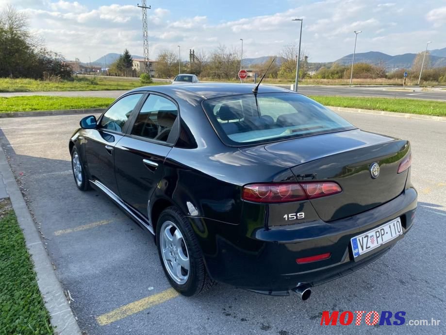 2006' Alfa Romeo 159 photo #6